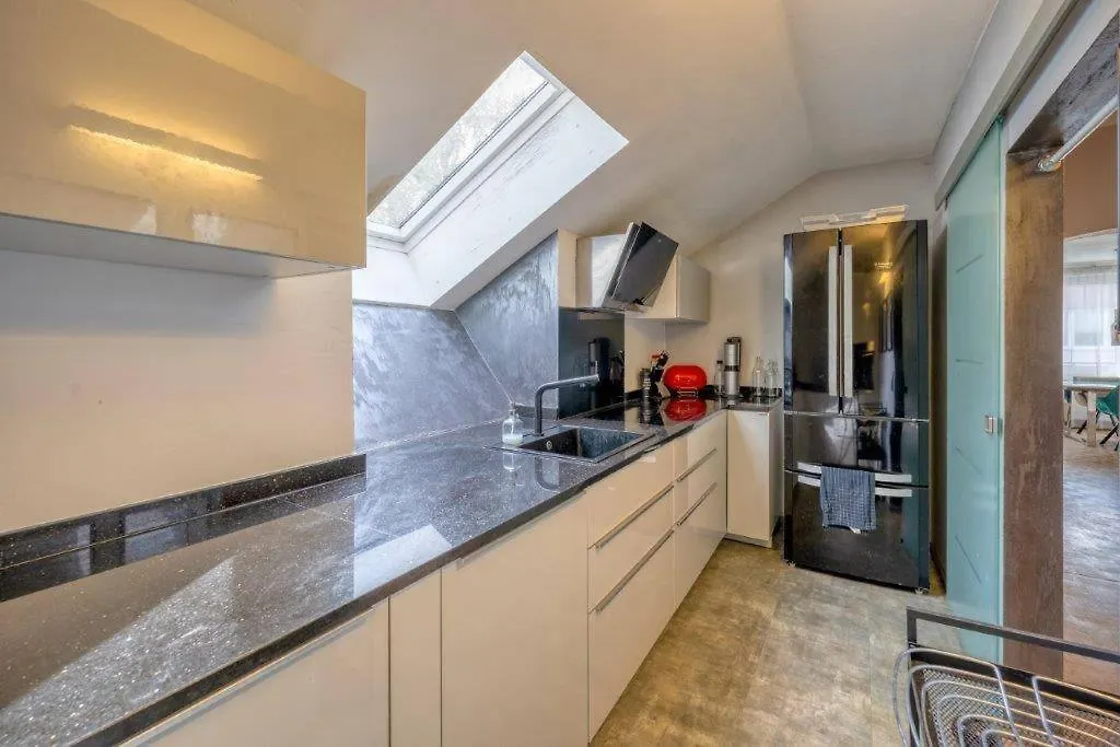 Apartment Dachgeschosswohnung Mit Bergpanorama Salzburg