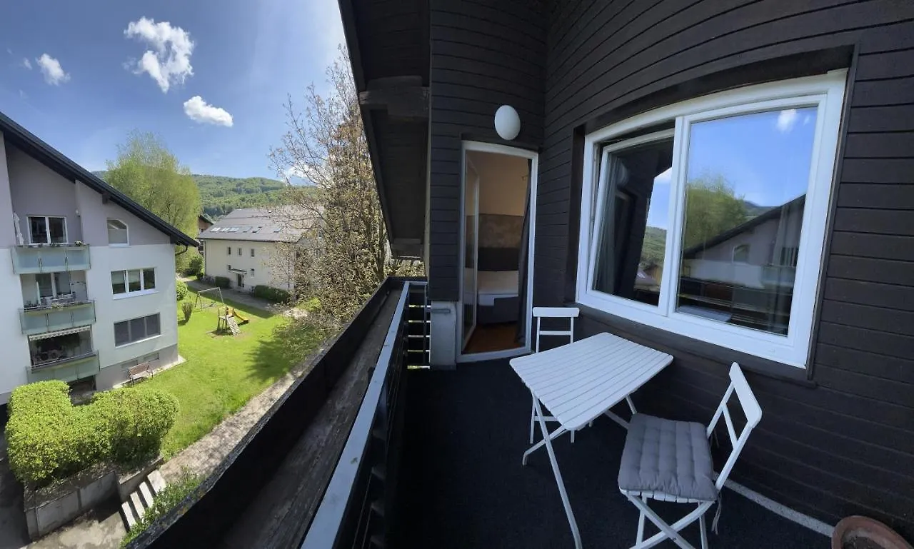 Dachgeschosswohnung Mit Bergpanorama Salzburg 0*,  Austria